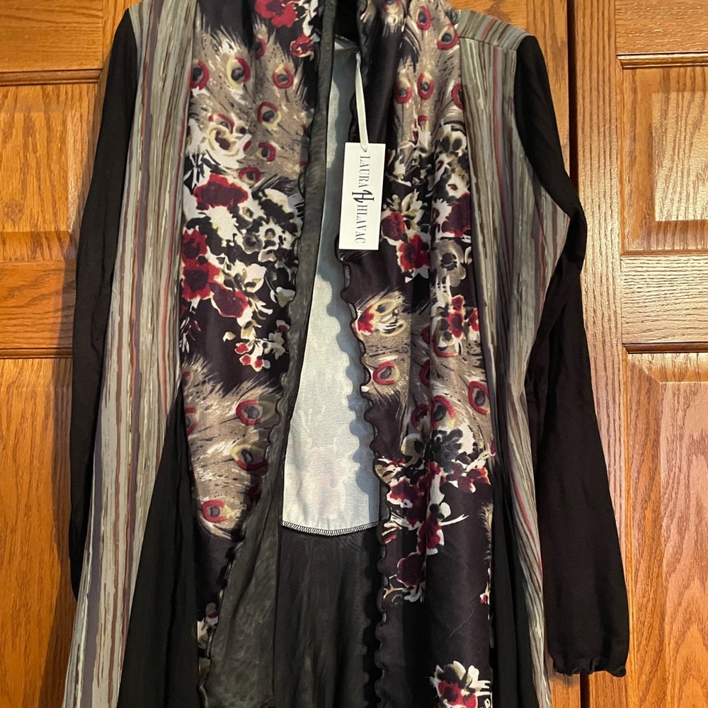 Laura Hlavac NWT cardigan medium